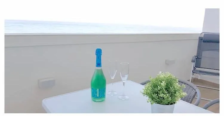 La Perla Playa Apartamento A Estrenar Benalmádena Spanje